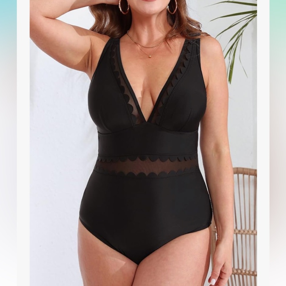 🔥 NWT CUPSHE Black mesh scalloped detail One-Piece Swimsuit size 2X
